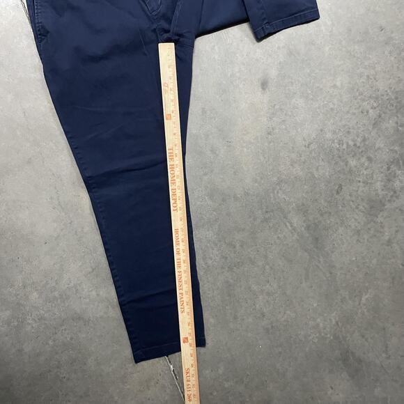 Old Navy Chino Pants Mens 34x30 Navy Blue Athletic Built-In Flex Stretch Casual - Picture 4 of 6